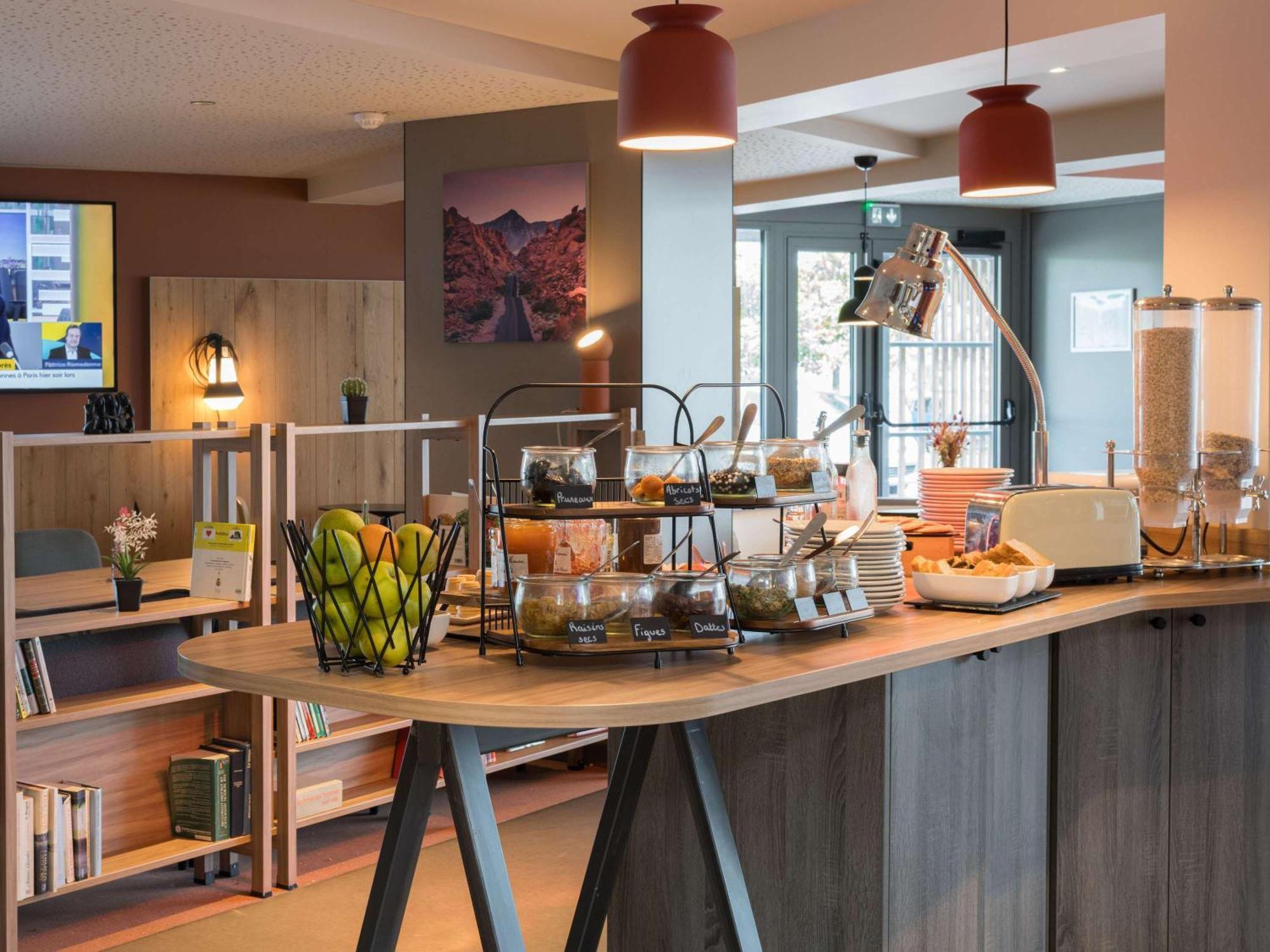 Ibis Budget Rouen Parc Des Expos Zenith Сент-Этьен-дю-Рувре Экстерьер фото